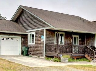 108 Pioneer Rd E, Long Beach, WA 98631