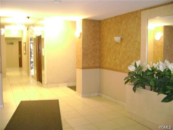 2nd image of 3119 Bailey Ave APT L5