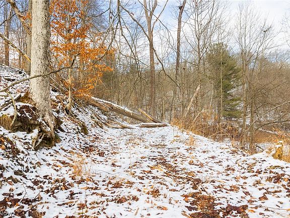 2nd image of 15500 Hunter Rd