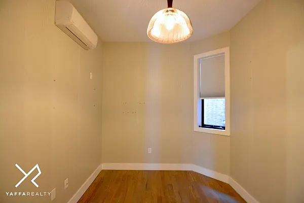 Rented by Yaffa Realty LLC | media 36