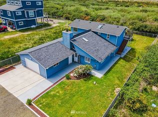 393 Ocean Shores Blvd NW, Ocean Shores, WA 98569