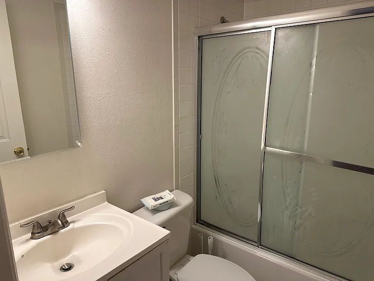 8 Debbie Dr — Photo 15