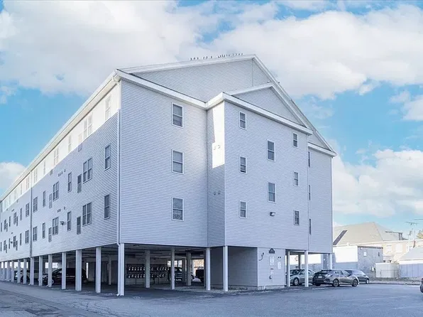 107 Foster St APT 208, Peabody, MA 01960