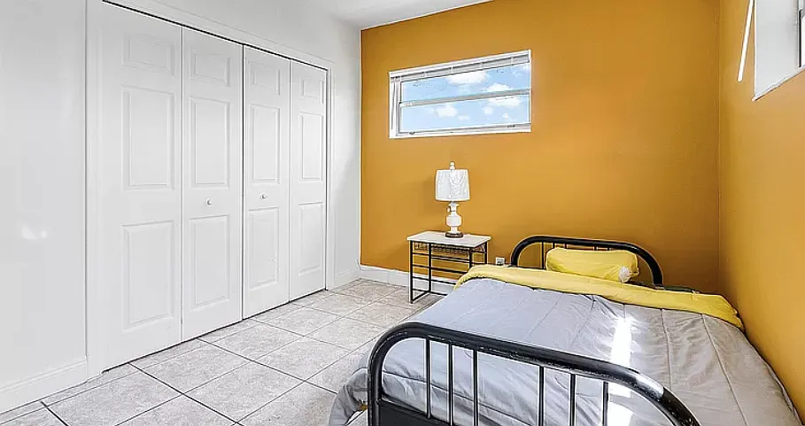 1060 Crystal Lake Drive, Unit 2 — Photo 4