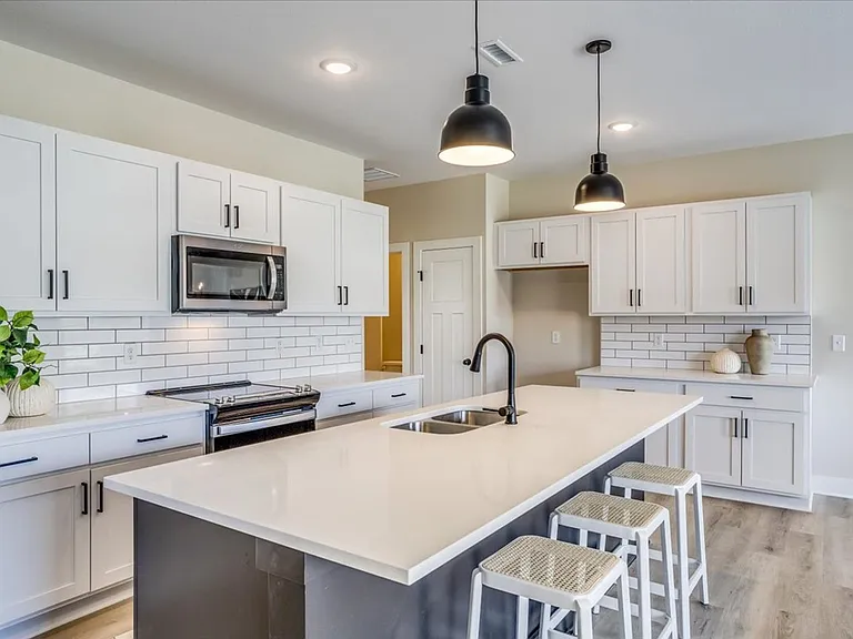 12388 W Fennec St — Photo 3