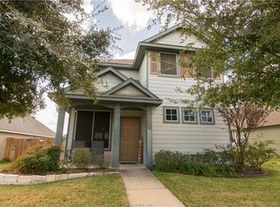 2041 Autumn Lake Dr, Bryan, TX 77807