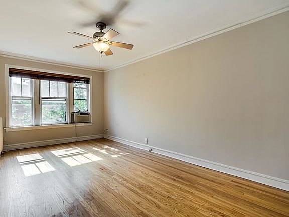 3rd image of 1102 W Montana St APT 3