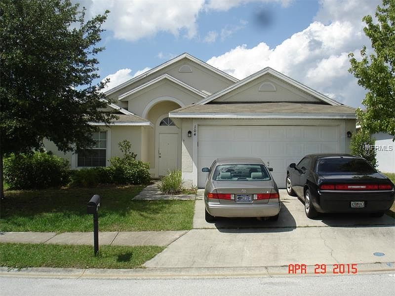 1st image of 104 Somerset Dr