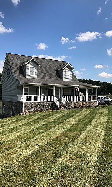 2nd image of 1074 Calico Rock Rd