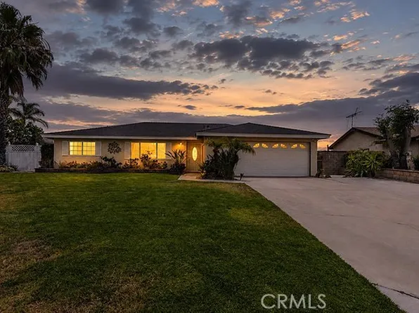 16340 Fontlee Ln, Fontana, CA 92335
