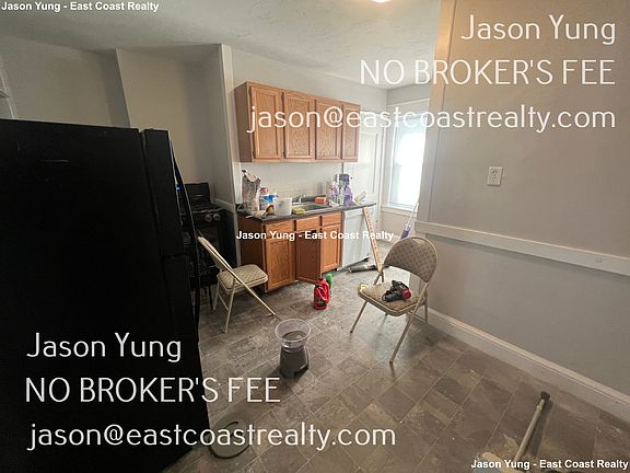3rd image of 25 Lourdes Ave APT 5