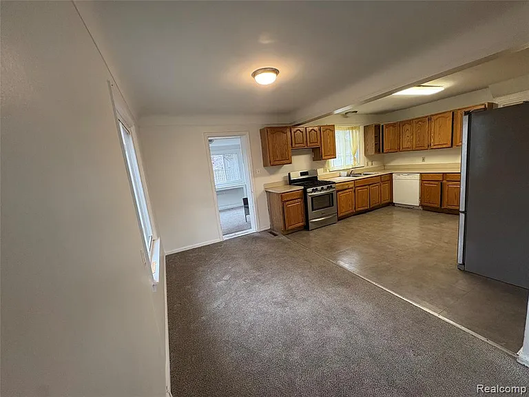 1079 Emmons Blvd — Photo 17