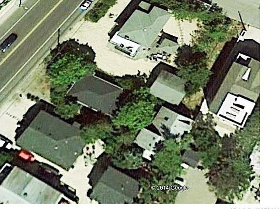 3rd image of 1609 S Bay Ave