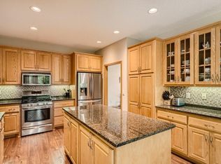 11013 Seven Pines Ln, Champlin, MN 55316