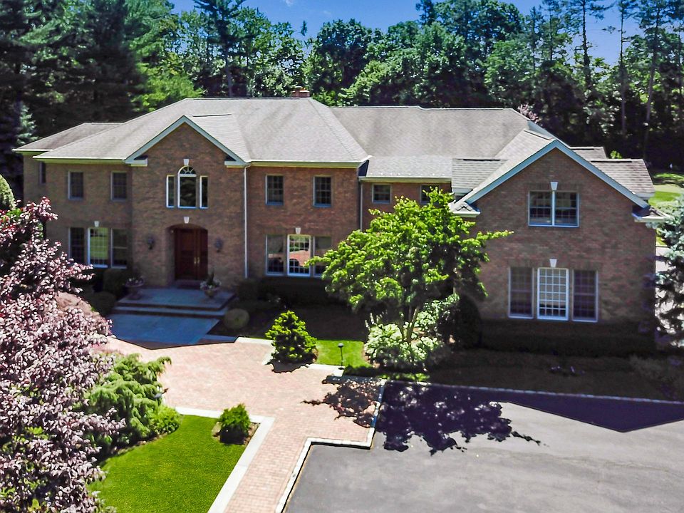 1st image of 21 Balsar Ct