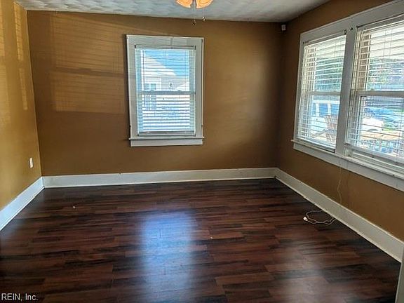 2nd image of 1128 Decatur St