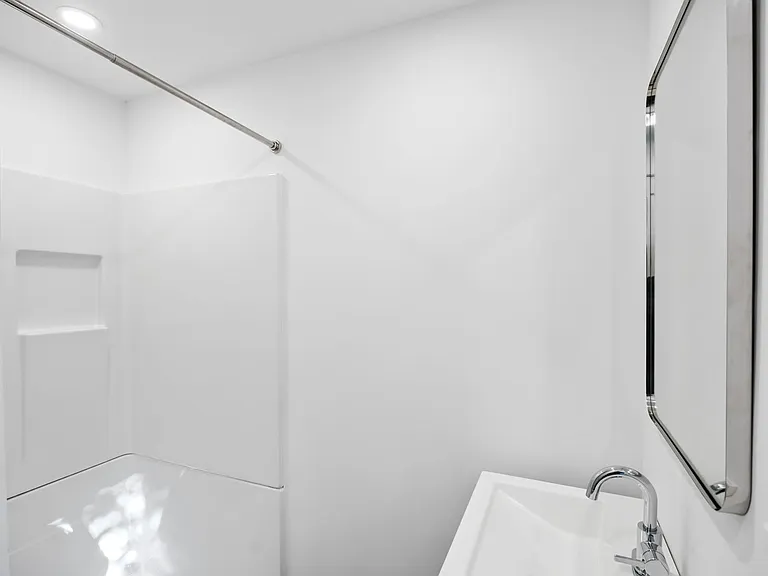 723 West Ave #3 — Photo 12