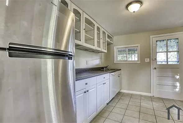 8011 Oakleigh Rd — Photo 14
