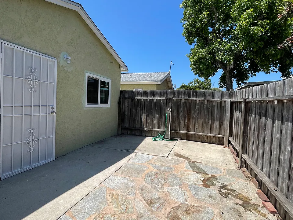 143 N Drexel Ave #1