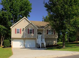 23 Shadow Ridge Dr, Dallas, GA 30157