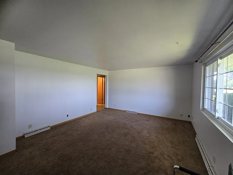 6164 Pilot Knob Ave NE — Photo 12