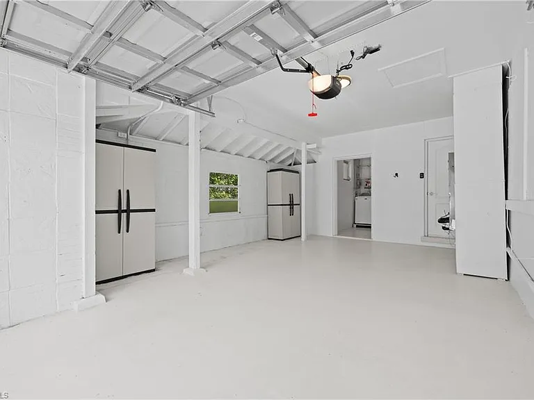 1051 Cypress Woods Dr — Photo 20