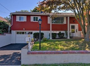 8 Raritan Ave, Leonardo, NJ 07737