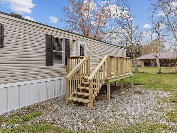 3rd image of 214 Blanco Dr