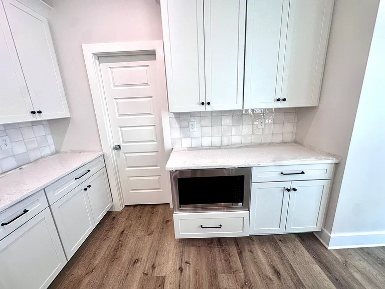 615 Waco Dr — Photo 8