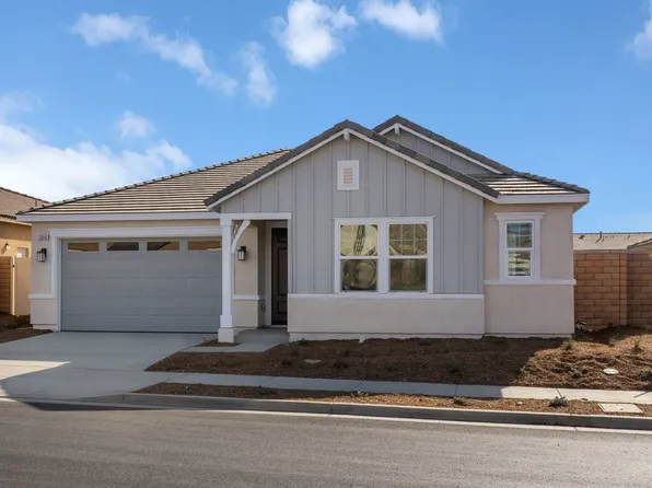 30645 Silver Saddle Ln, Homeland, CA 92548