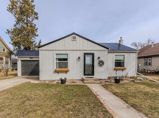 206 Lake Ave, Lake Park, IA 51347