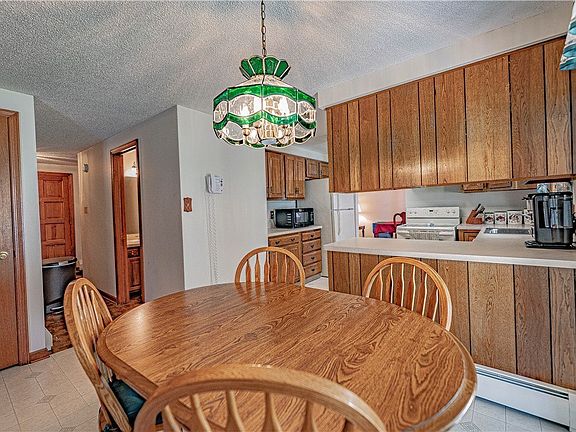 5th image of 417 Fairmont Ave