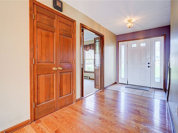 4th image of 290 Keyes Rd