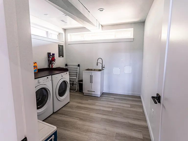 1455 Edwards Dr — Photo 48