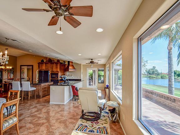 3rd image of 2102 Leisure World