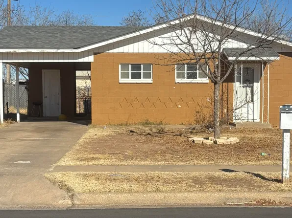 2105 E 29th St, Lubbock, TX 79404