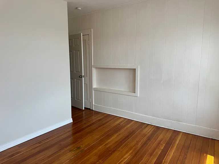 31 Lucy St #3 — Photo 7