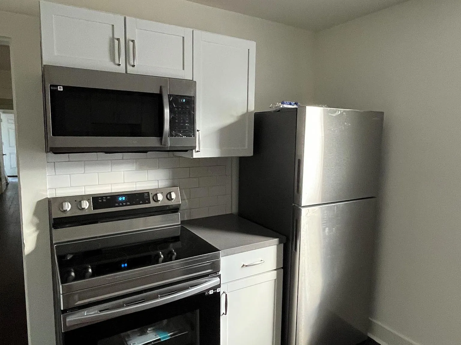 2 bed, 800 sqft, $1,395 — Photo 3