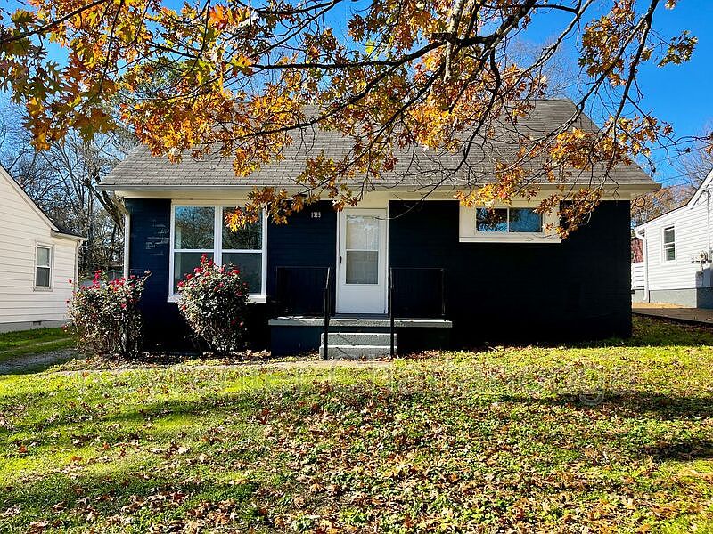 1st image of 1315 Adonna Ln