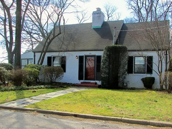 106 Walnut Ave, Floral Park, NY 11001