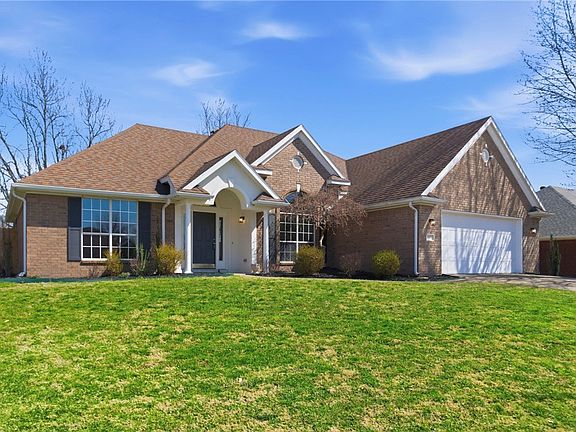 2nd image of 4465 Warwick Cv