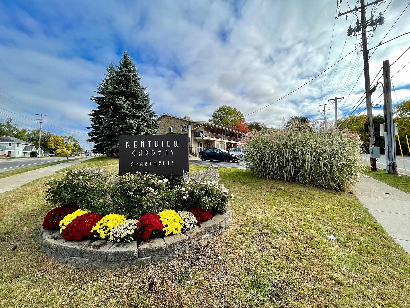 1 bed, 1.0 bath, 550 sqft, $1,195 — Photo 1
