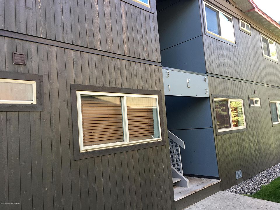 1st image of 750 Powderhorn Ln APT E-1