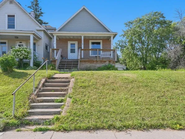 3717 Grand Ave, Duluth, MN 55807