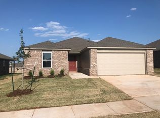 9804 Jackrabbit Rd, Yukon, OK 73099
