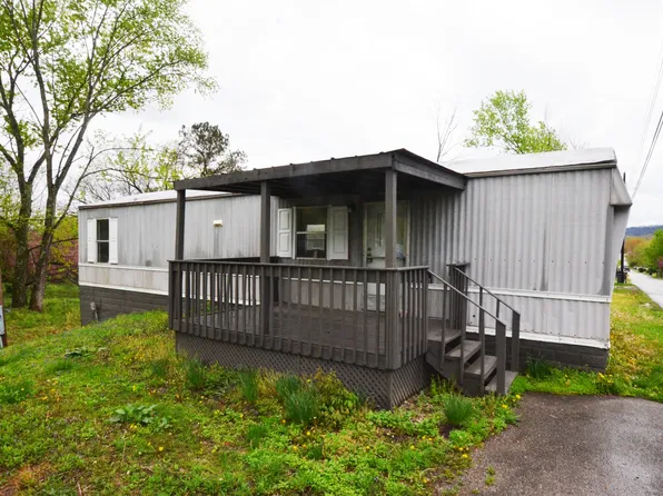 15 S Winn Ave, Irvine, KY 40336