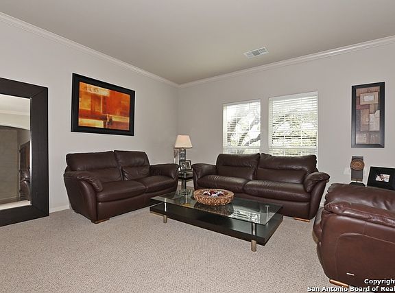 5th image of 415 Ken Dr