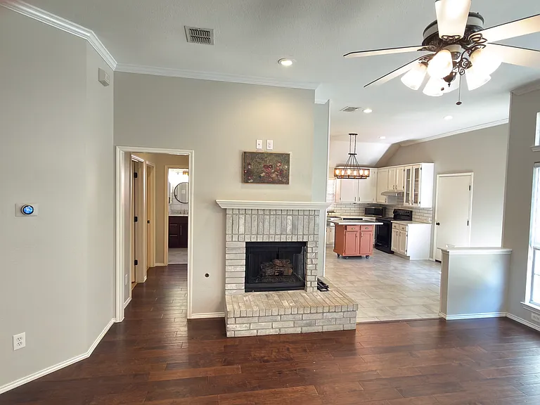 12100 Biloxi Dr — Photo 2