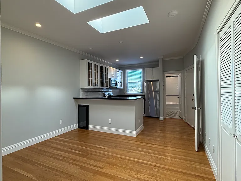 1133 Fell St #9 — Photo 6