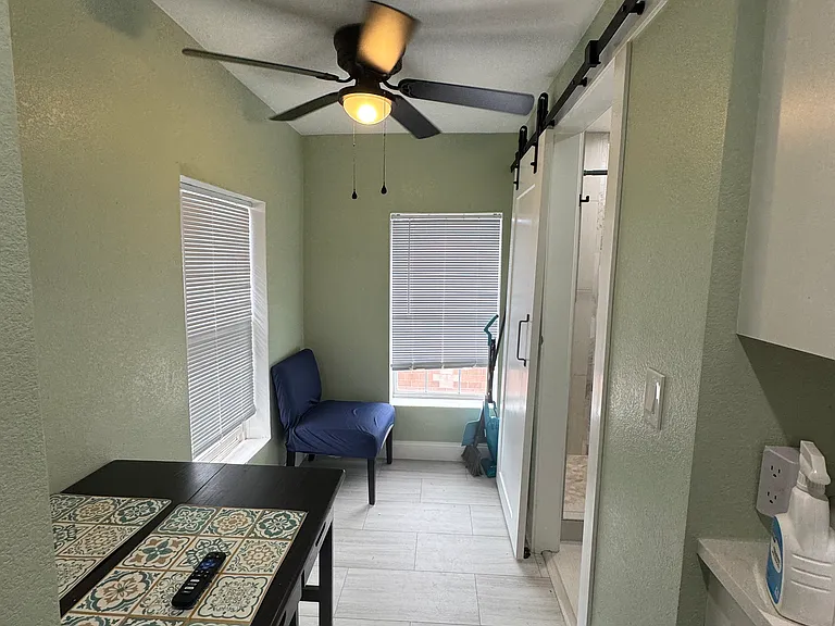 3305 N Cook St #B — Photo 11